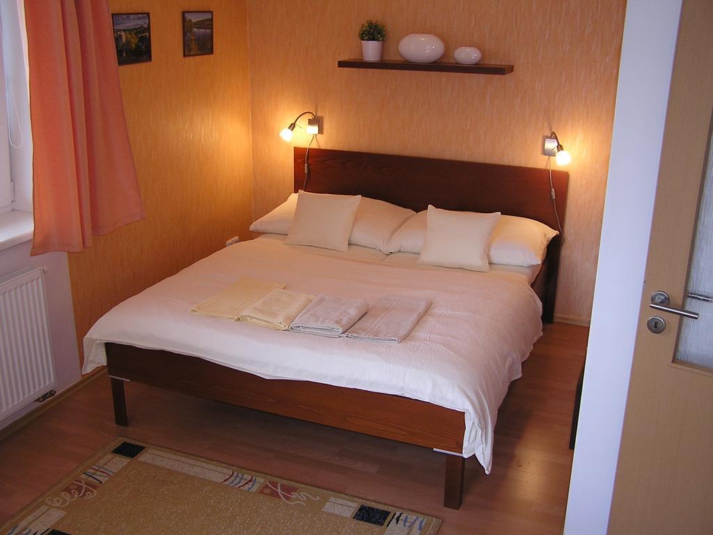 Gonda Apartments Hradec Kralove Ngoại thất bức ảnh
